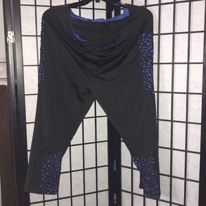 Blue/Black Spandex Workout Capri Leggings